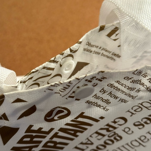 Lululemon tote - Picture 3 of 4